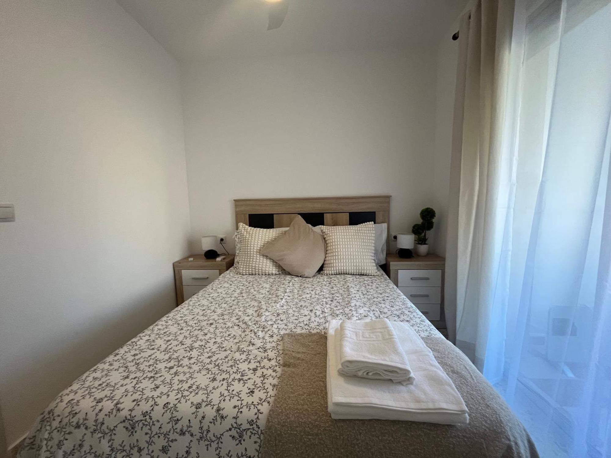 Love Rent4 Malaga Huelin Eksteriør billede