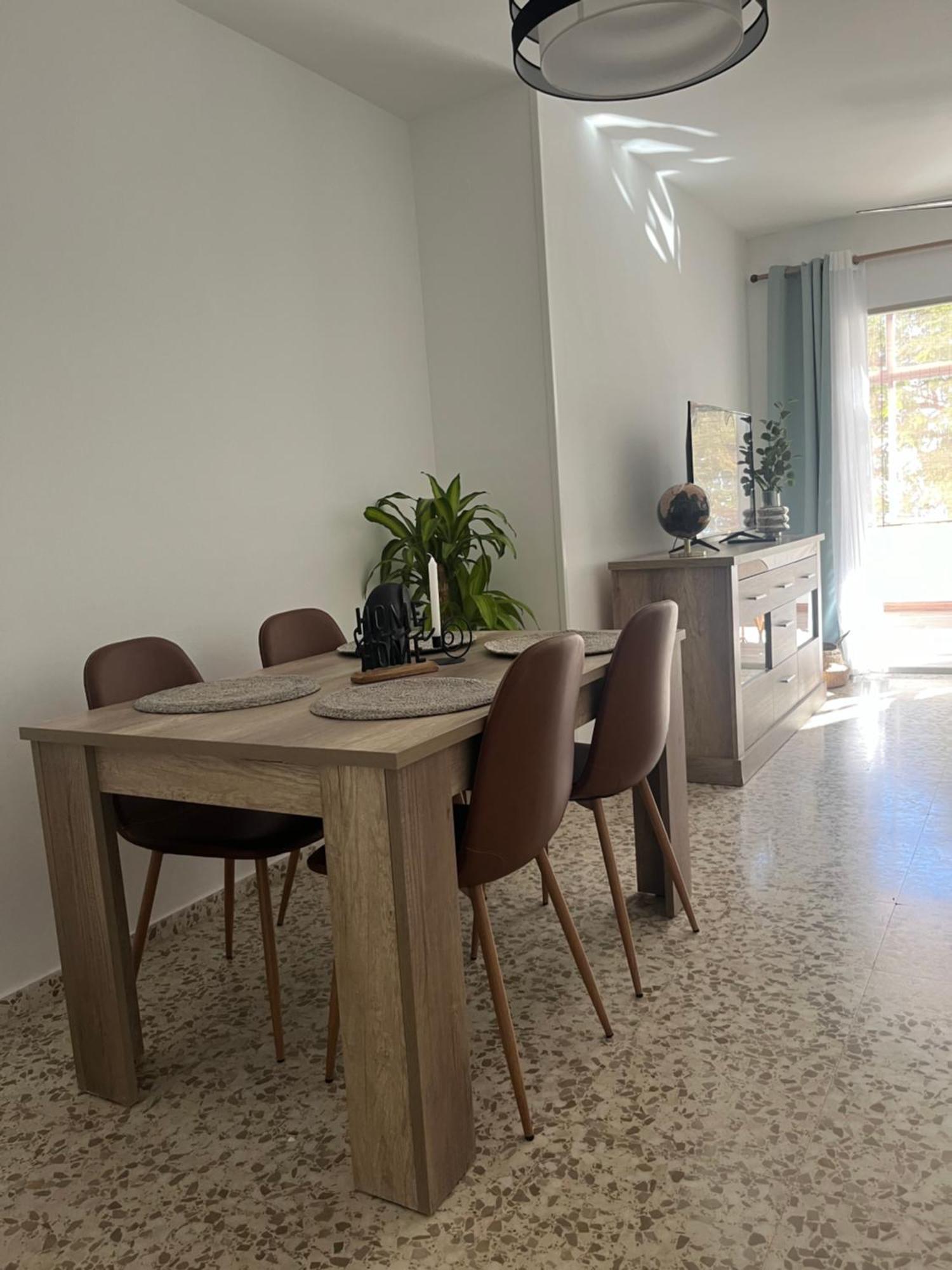 Love Rent4 Malaga Huelin Eksteriør billede