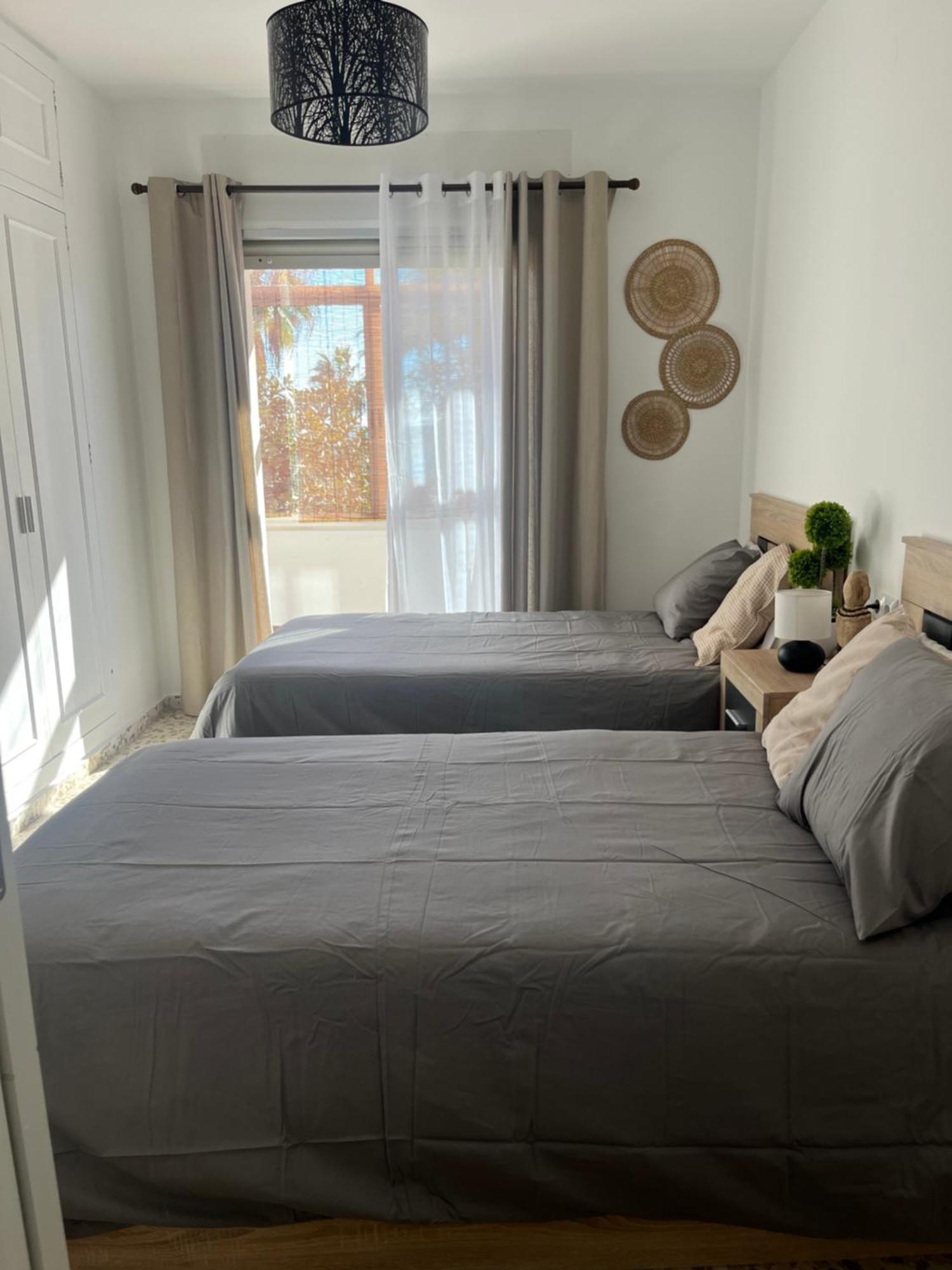 Love Rent4 Malaga Huelin Eksteriør billede