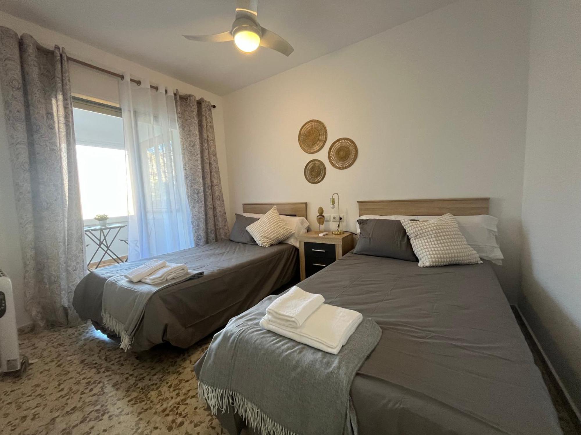 Love Rent4 Malaga Huelin Eksteriør billede