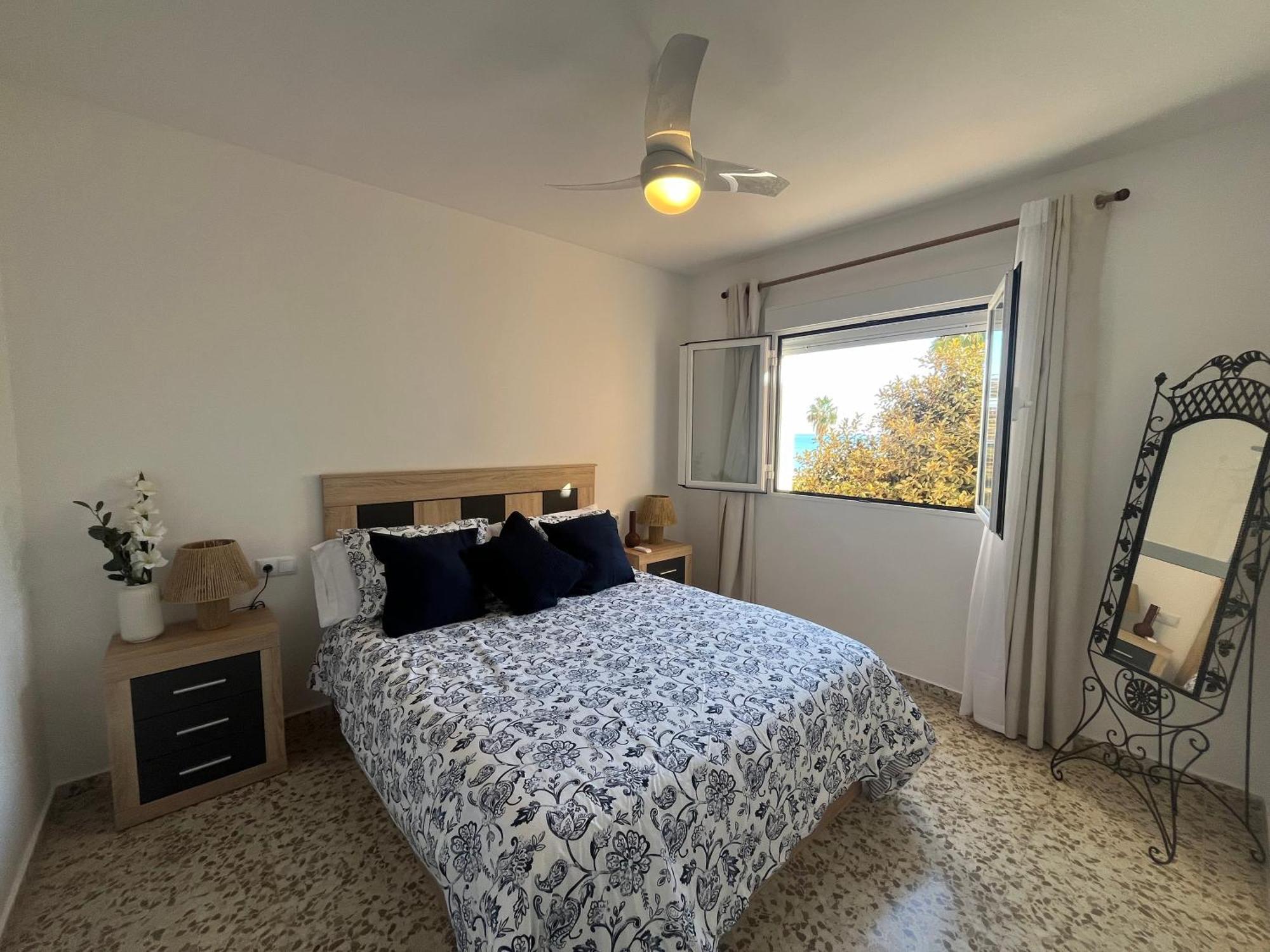 Love Rent4 Malaga Huelin Eksteriør billede